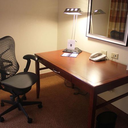 Hilton Garden Inn Starkville Kültér fotó