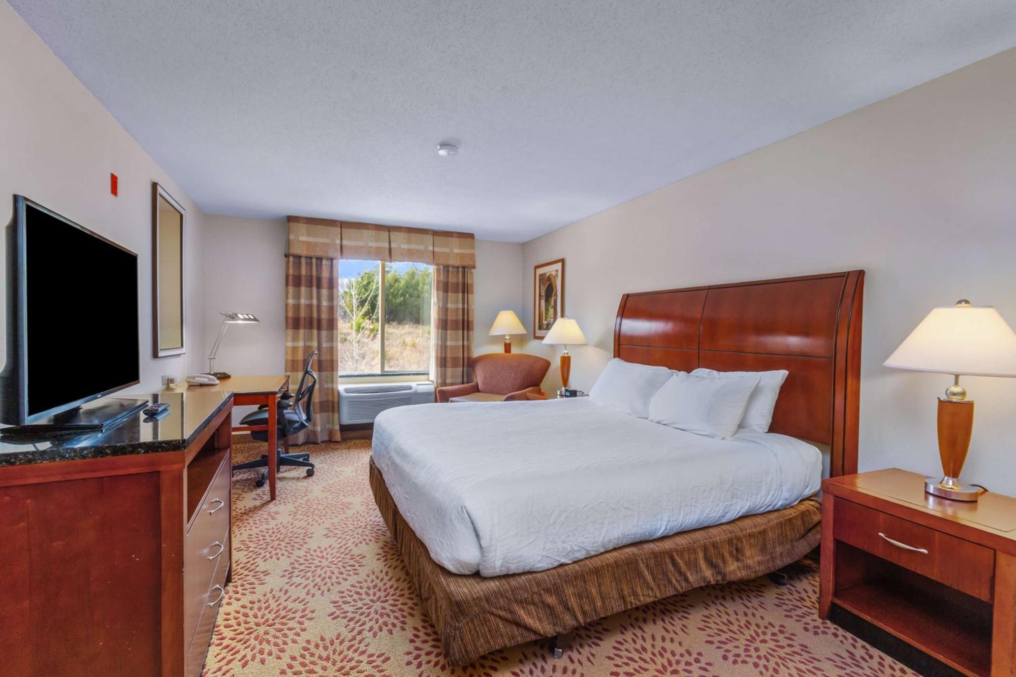 Hilton Garden Inn Starkville Kültér fotó