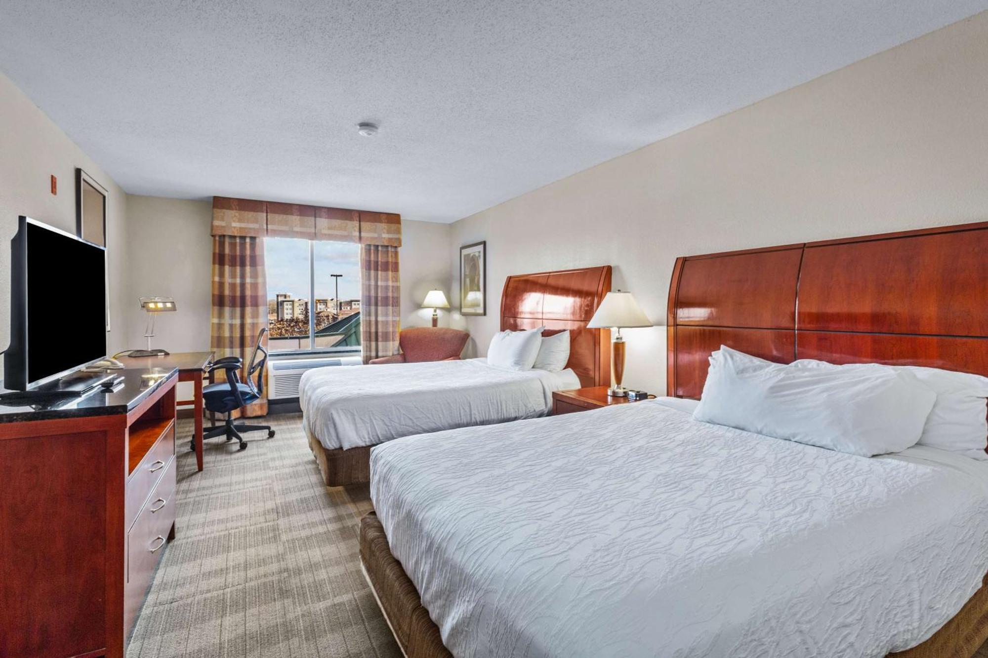 Hilton Garden Inn Starkville Kültér fotó