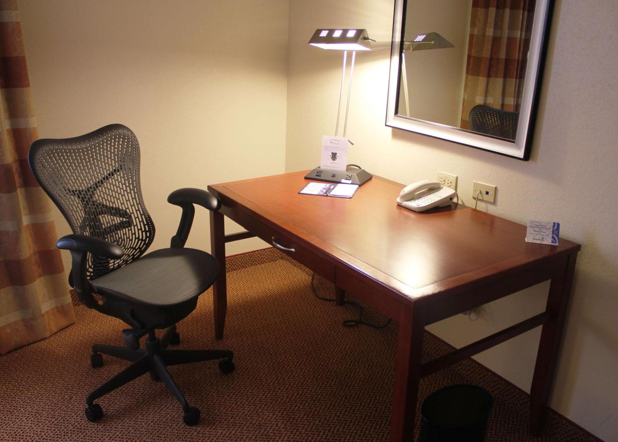 Hilton Garden Inn Starkville Kültér fotó