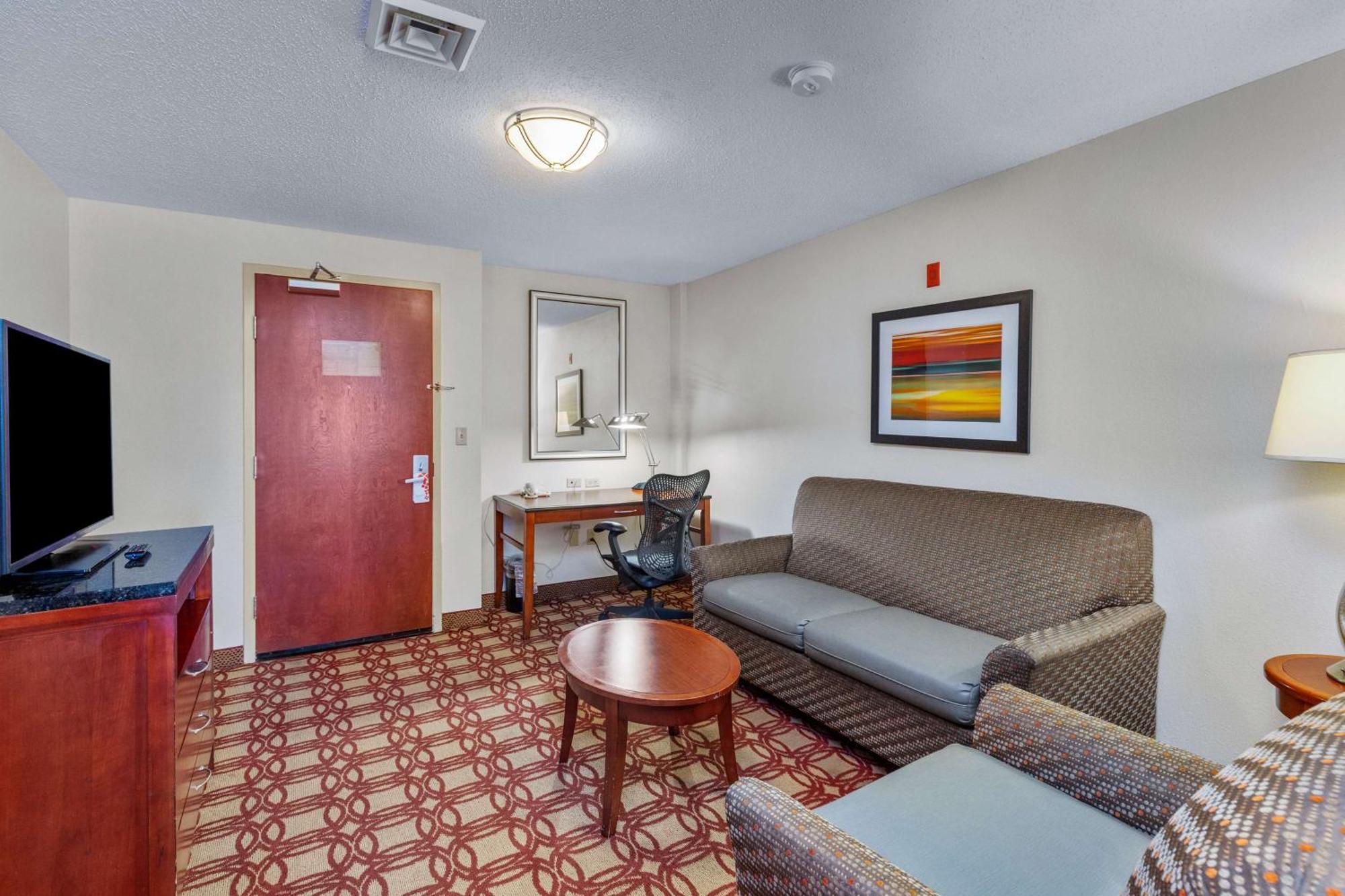 Hilton Garden Inn Starkville Kültér fotó