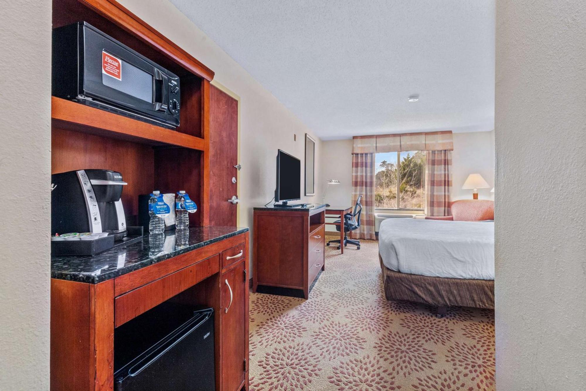 Hilton Garden Inn Starkville Kültér fotó