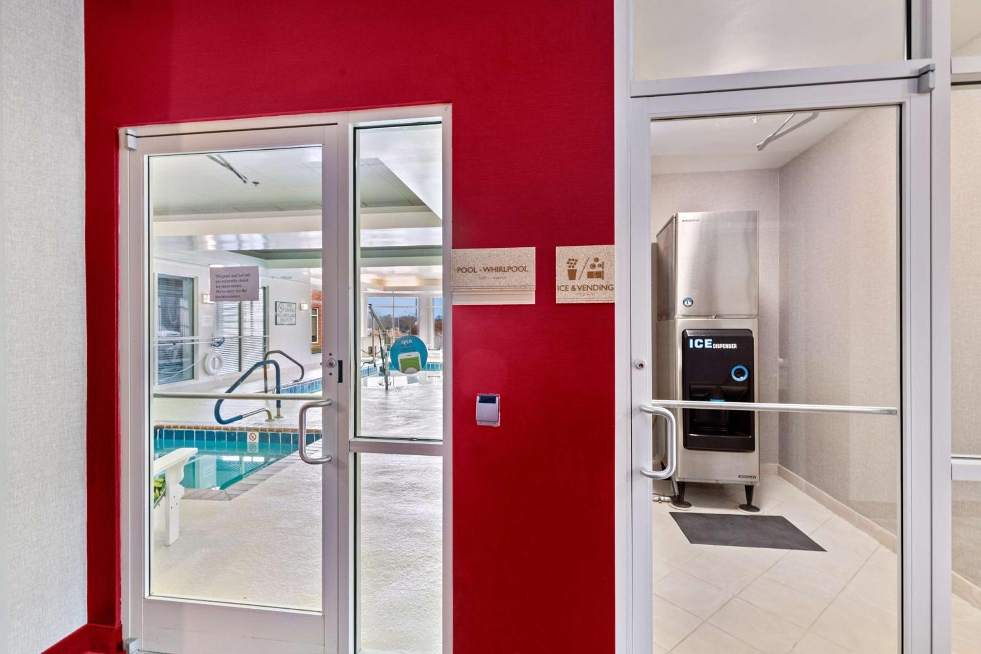 Hilton Garden Inn Starkville Kültér fotó