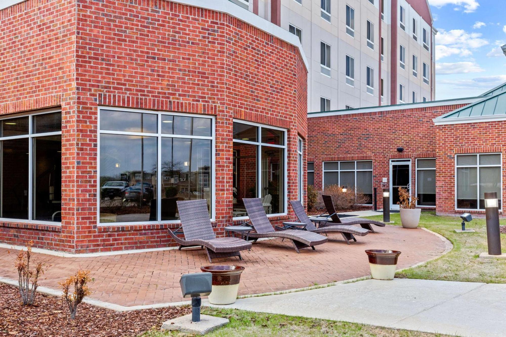 Hilton Garden Inn Starkville Kültér fotó